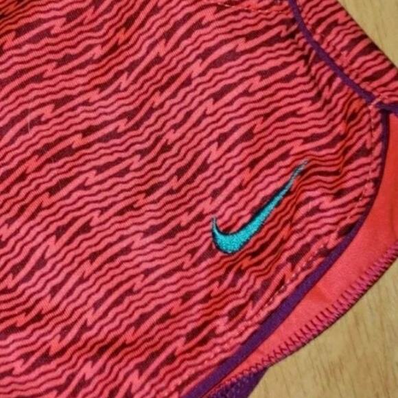 Nike Girl’s SM Dri-fit Athletic Shorts - Picture 3 of 5